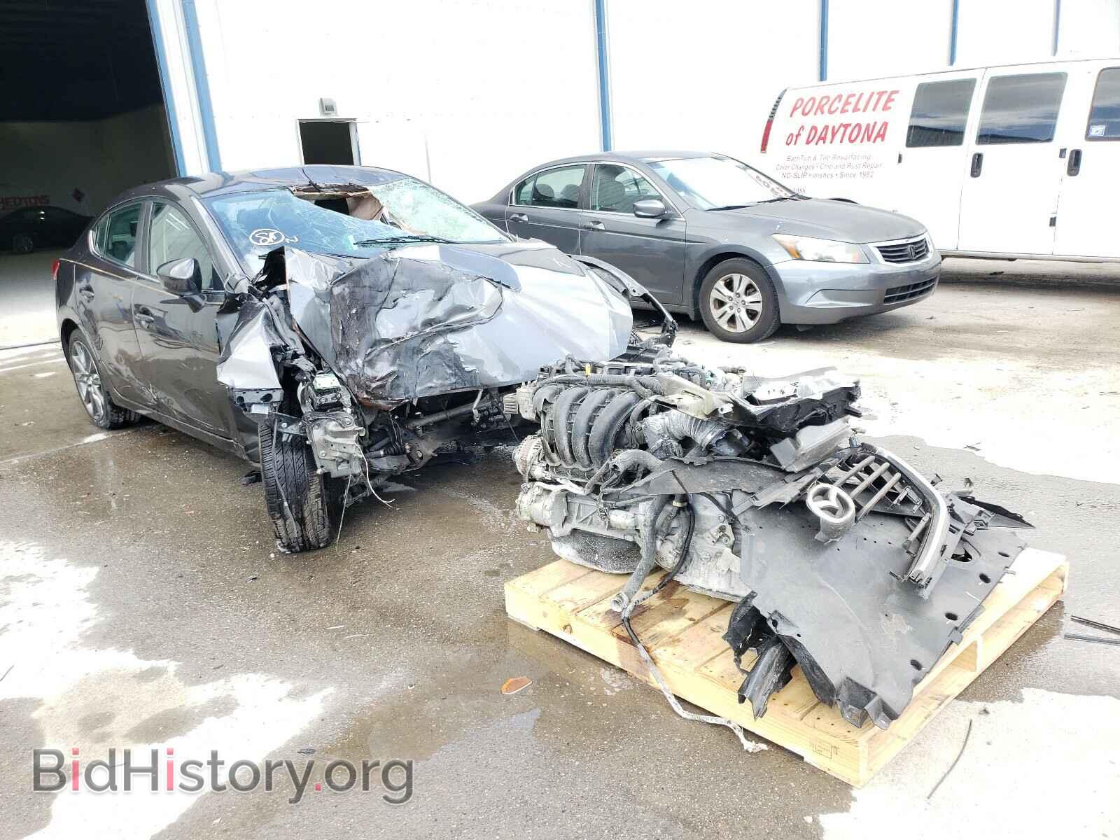 Фотография 3MZBN1V34JM187368 - MAZDA 3 2018