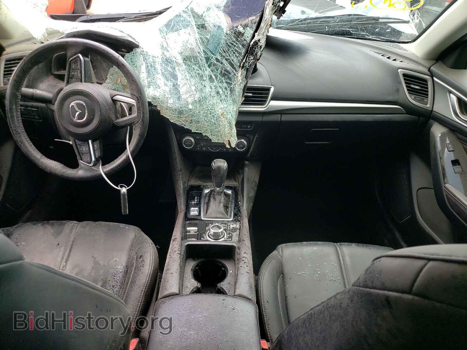 2018 MAZDA 3 - VIN: 3MZBN1V34JM187368 - Фото 9