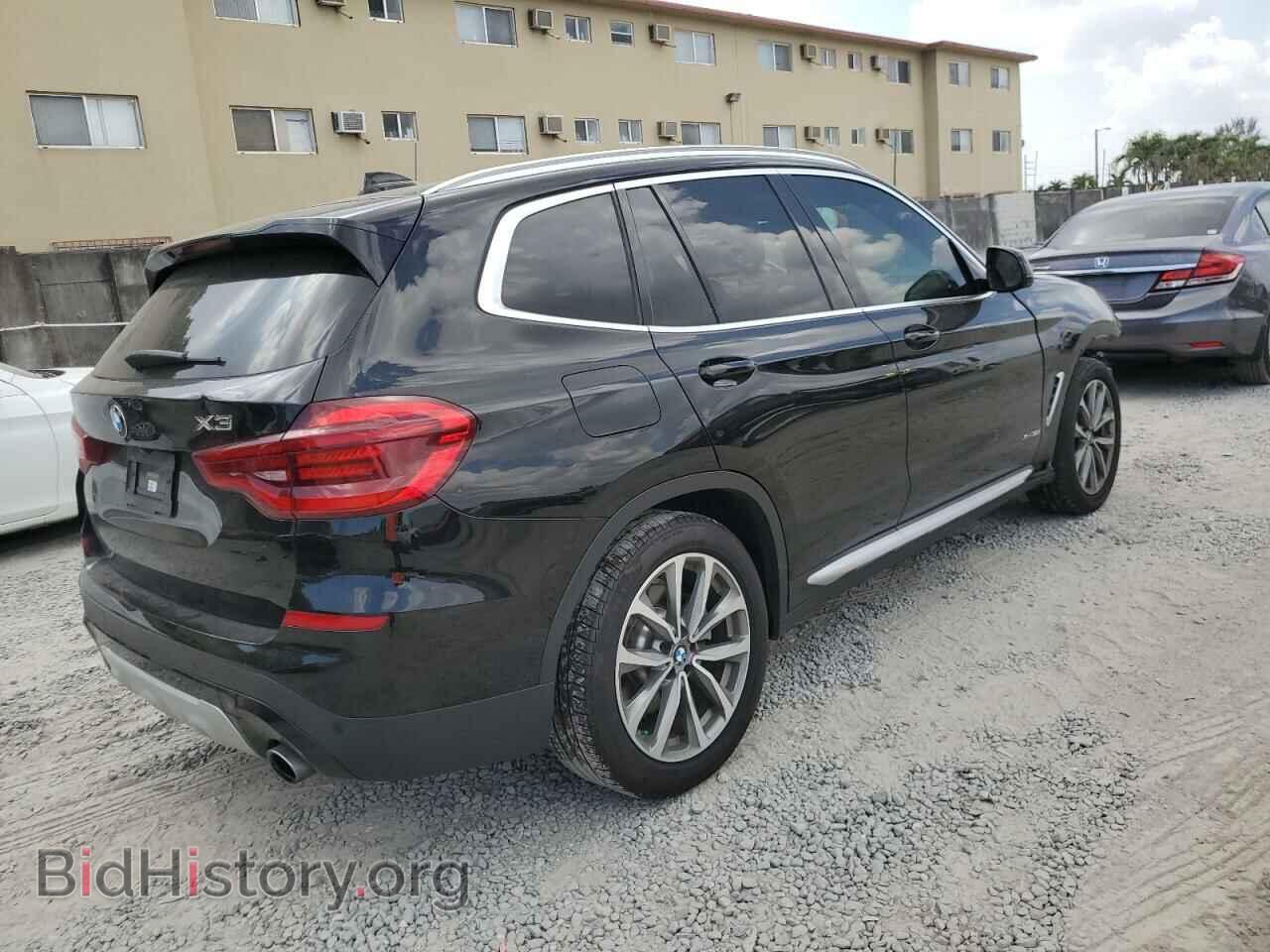 2018 BMW X3 - VIN: 5UXTR9C56JLC76778 - Фото 3