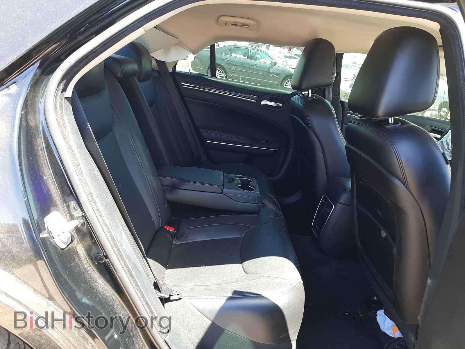 2016 CHRYSLER 300 - VIN: 2C3CCAAG7GH274120 - Фото 6