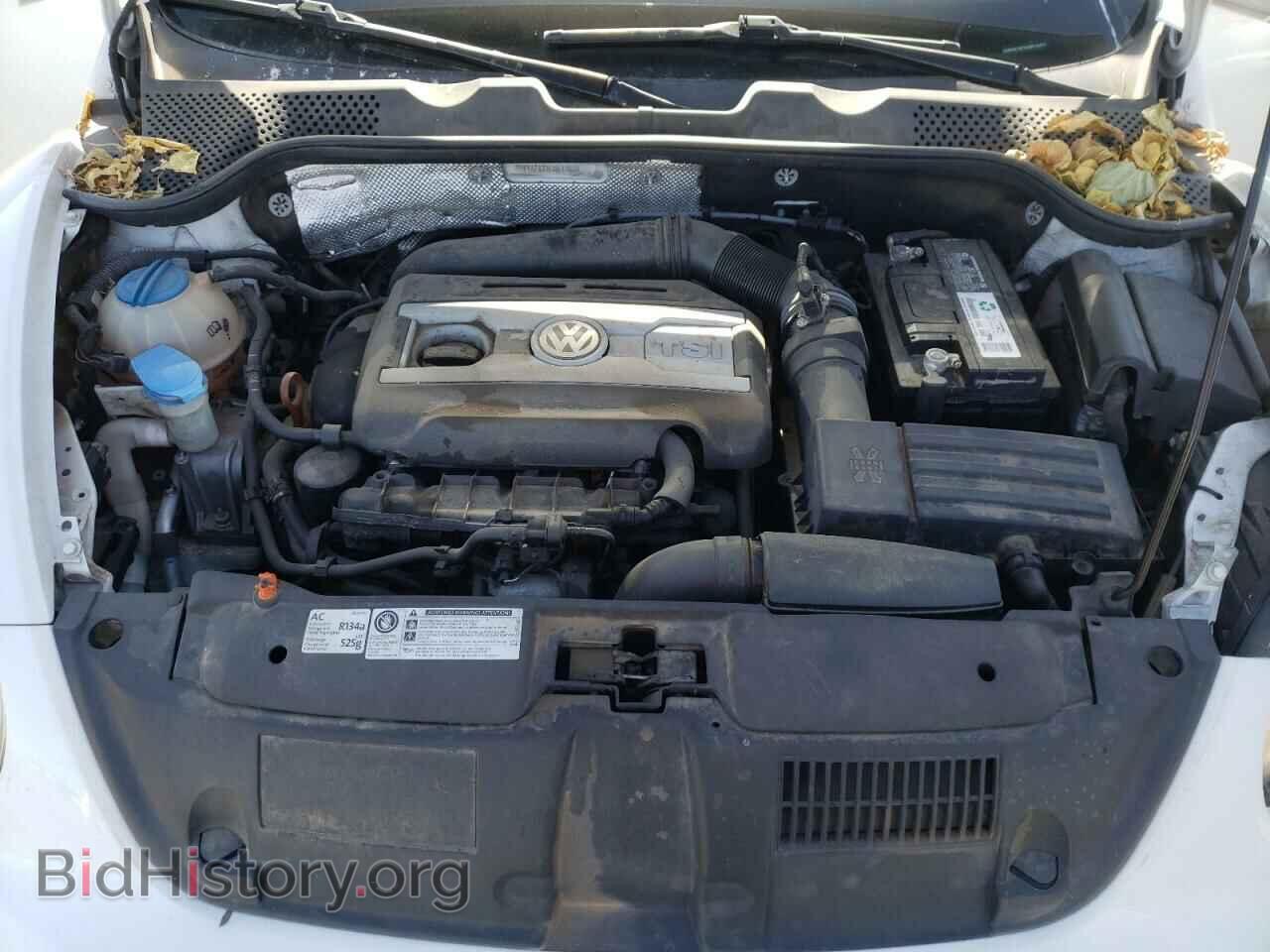 2012 VOLKSWAGEN BEETLE - VIN: 3VWVA7ATXCM618459 - Фото 7