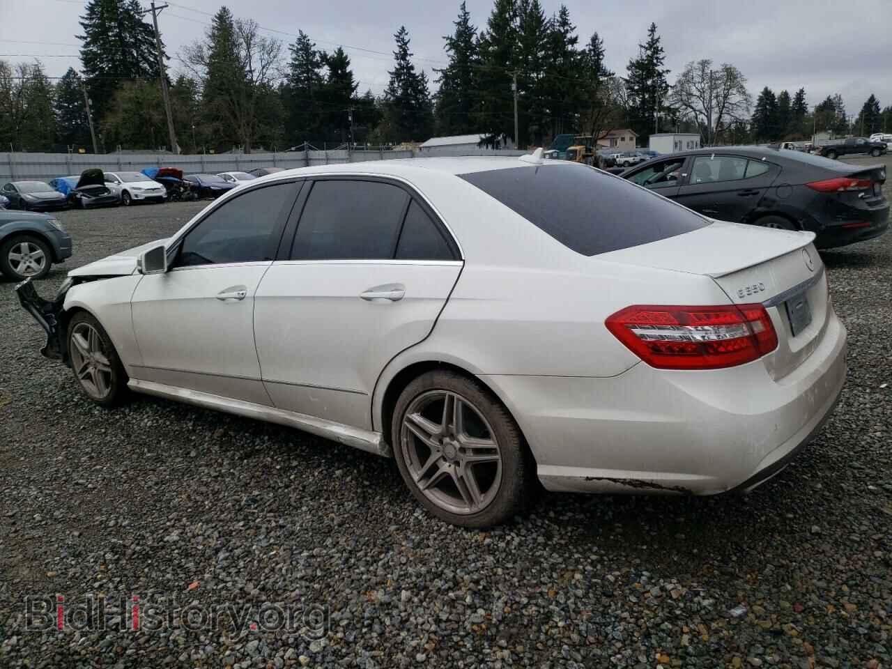 2013 MERCEDES-BENZ E-CLASS - VIN: WDDHF5KB4DA724566 - Фото 2