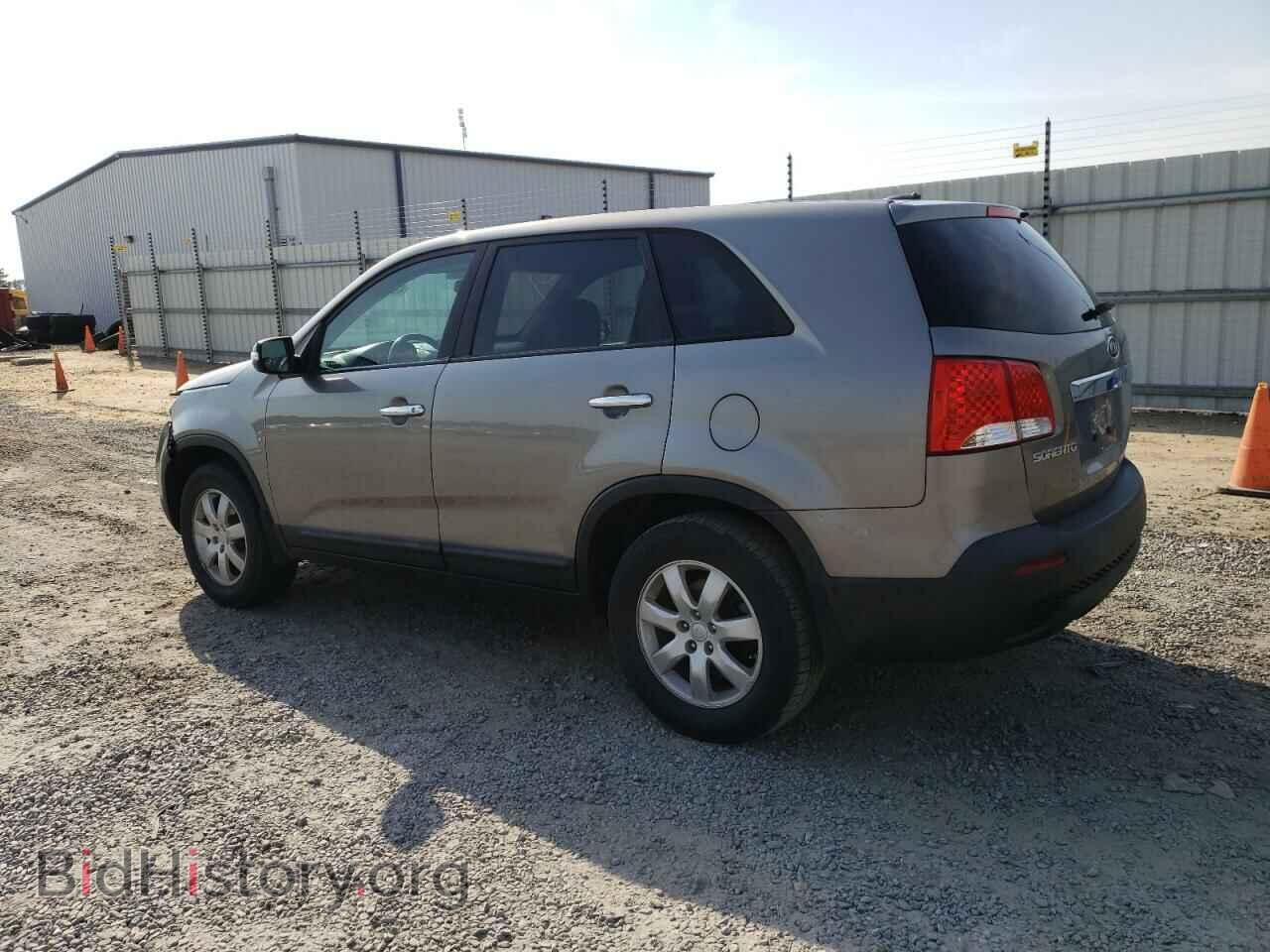 2011 KIA SORENTO - VIN: 5XYKT3A11BG065879 - Фото 2