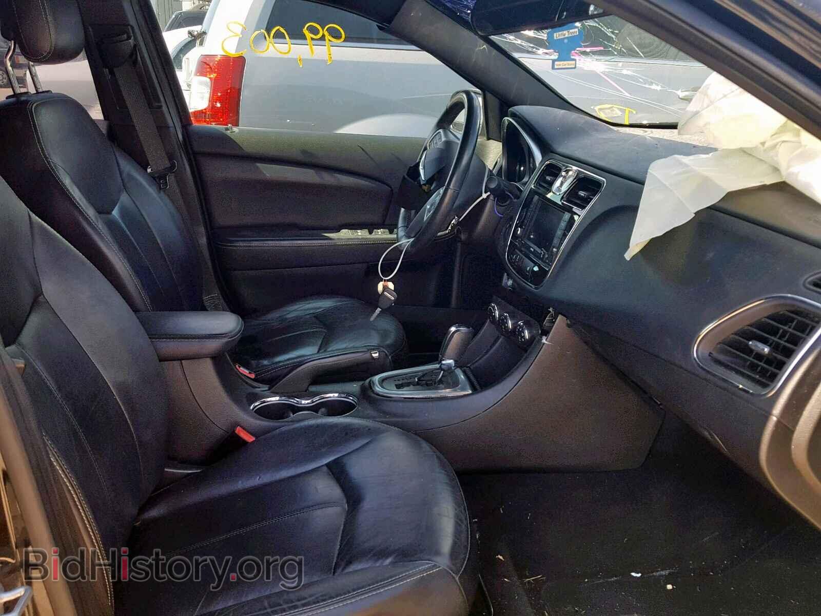 2012 CHRYSLER 200 - VIN: 1C3CCBCG1CN241893 - Фото 5