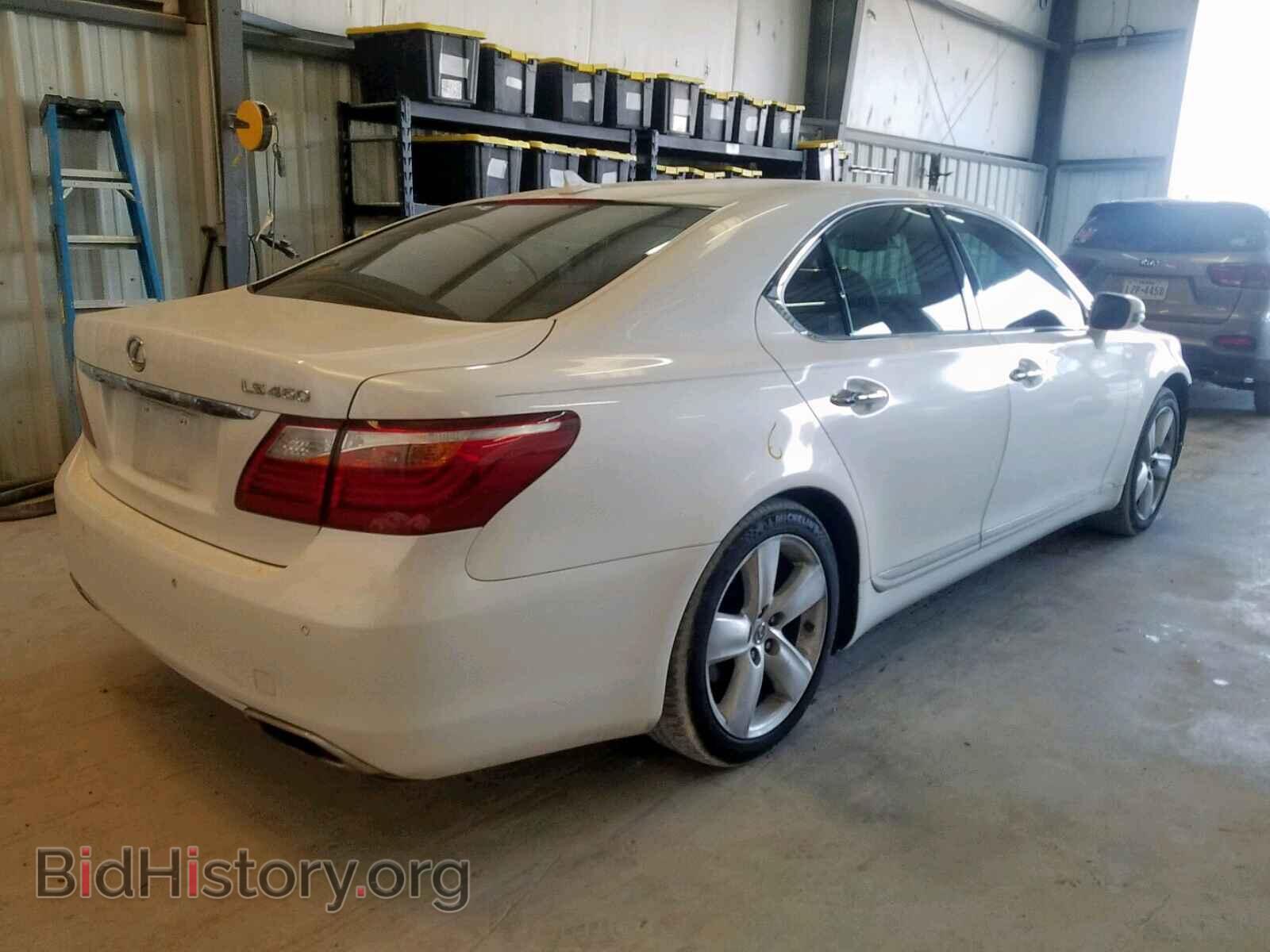 2011 LEXUS LS460 - VIN: JTHBL5EF2B5102303 - Photo 4