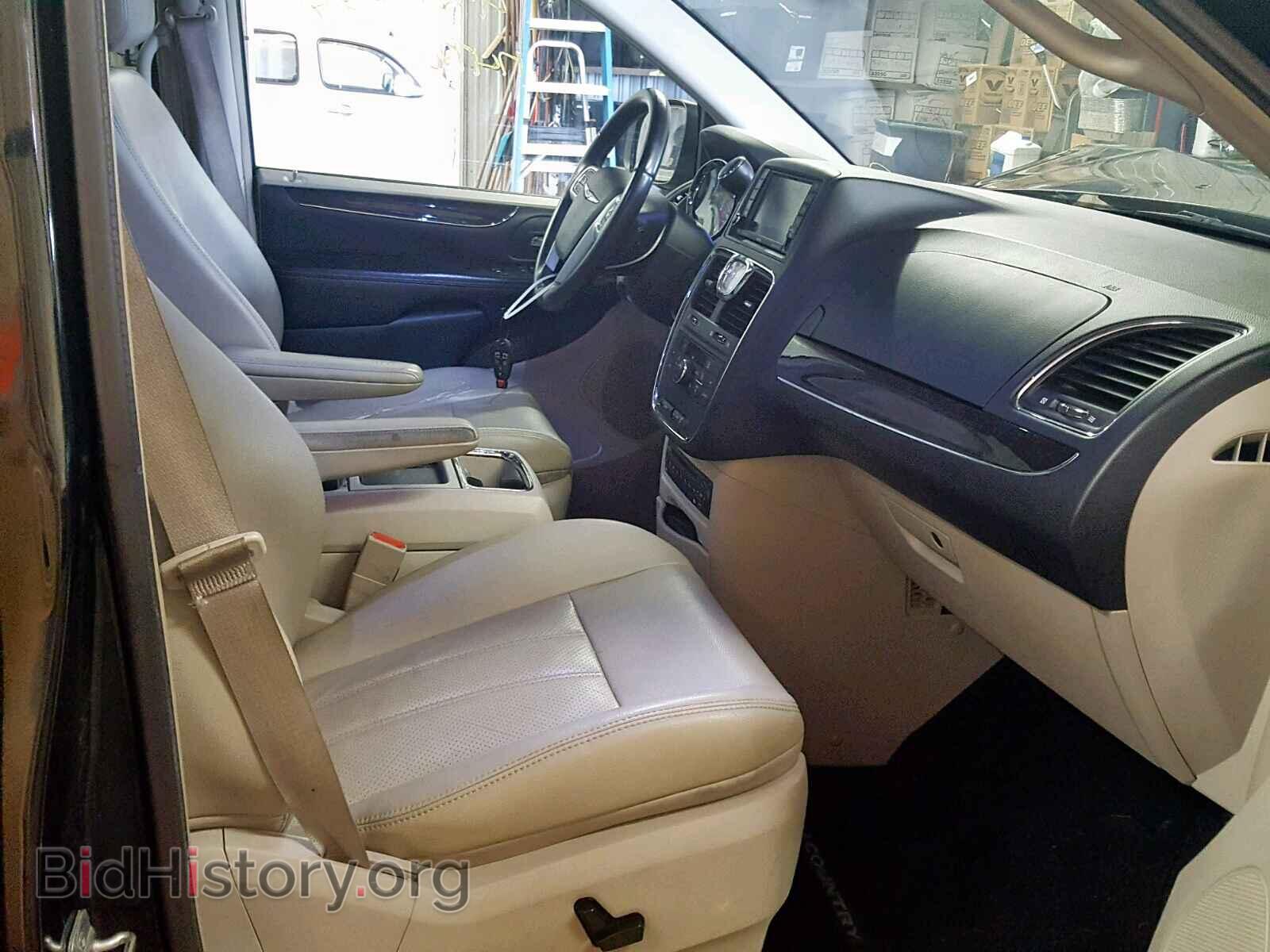 2011 CHRYSLER TOWN & COU - VIN: 2A4RR8DG7BR676242 - Фото 5