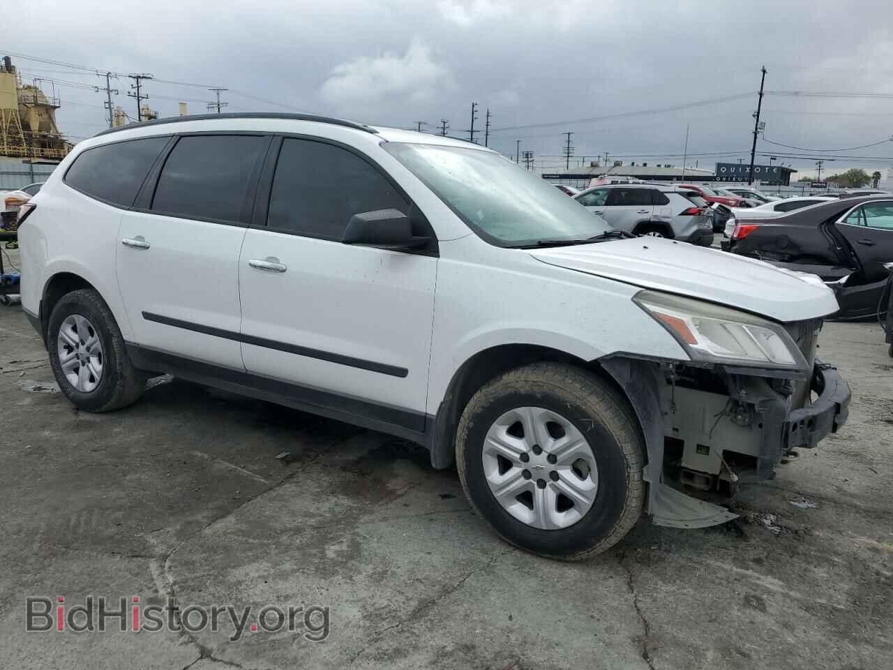 2017 CHEVROLET TRAVERSE - VIN: 1GNKVFKD4HJ294707 - Фото 4