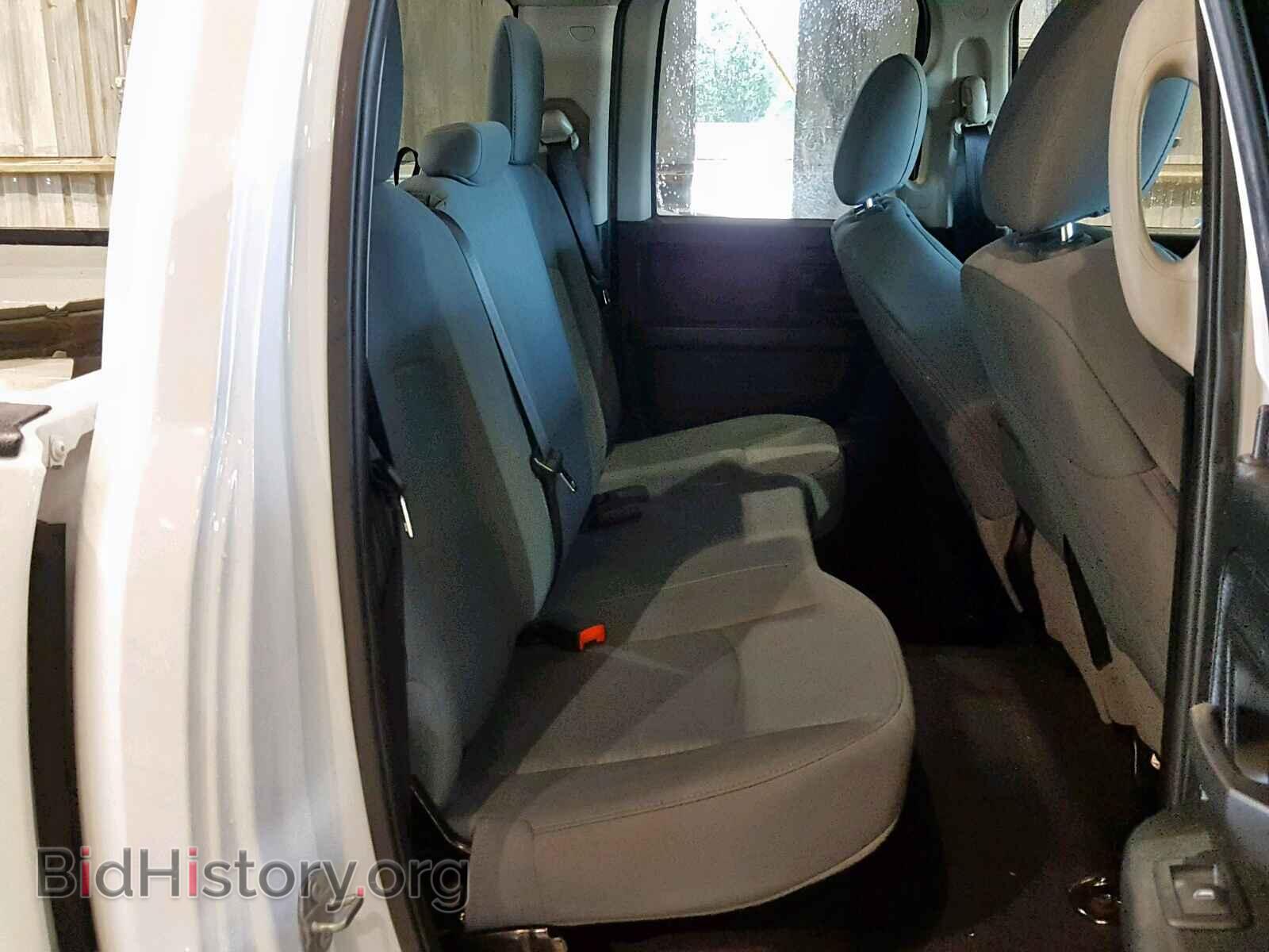2017 RAM 1500 ST - VIN: 1C6RR6FT6HS514511 - Фото 6