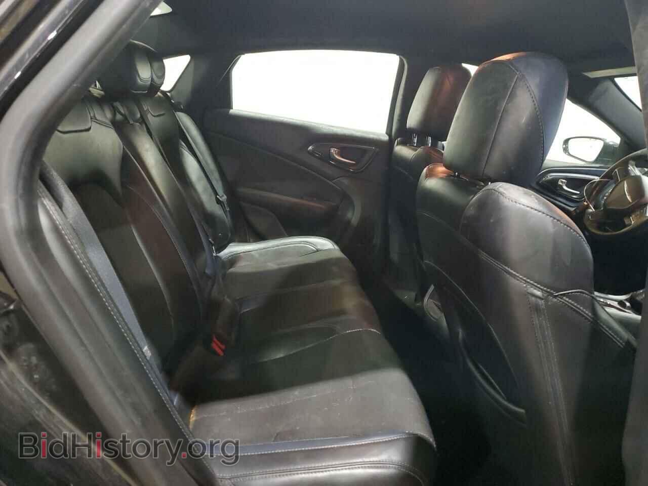 2016 CHRYSLER 200 - VIN: 1C3CCCBB9GN124130 - Фото 10