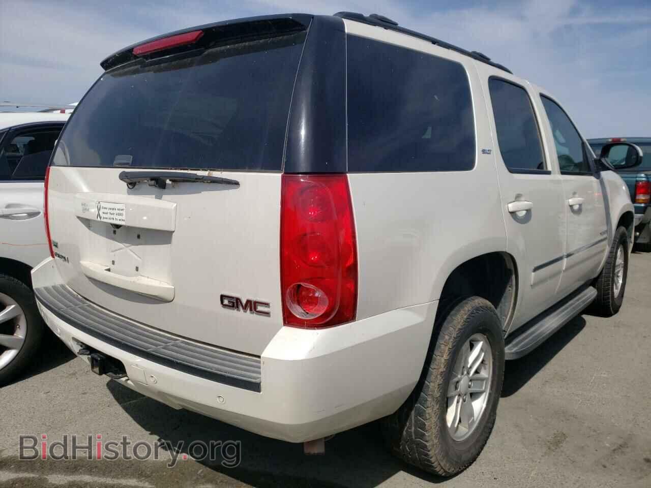 2011 GMC YUKON - VIN: 1GKS2CE06BR185591 - Фото 4