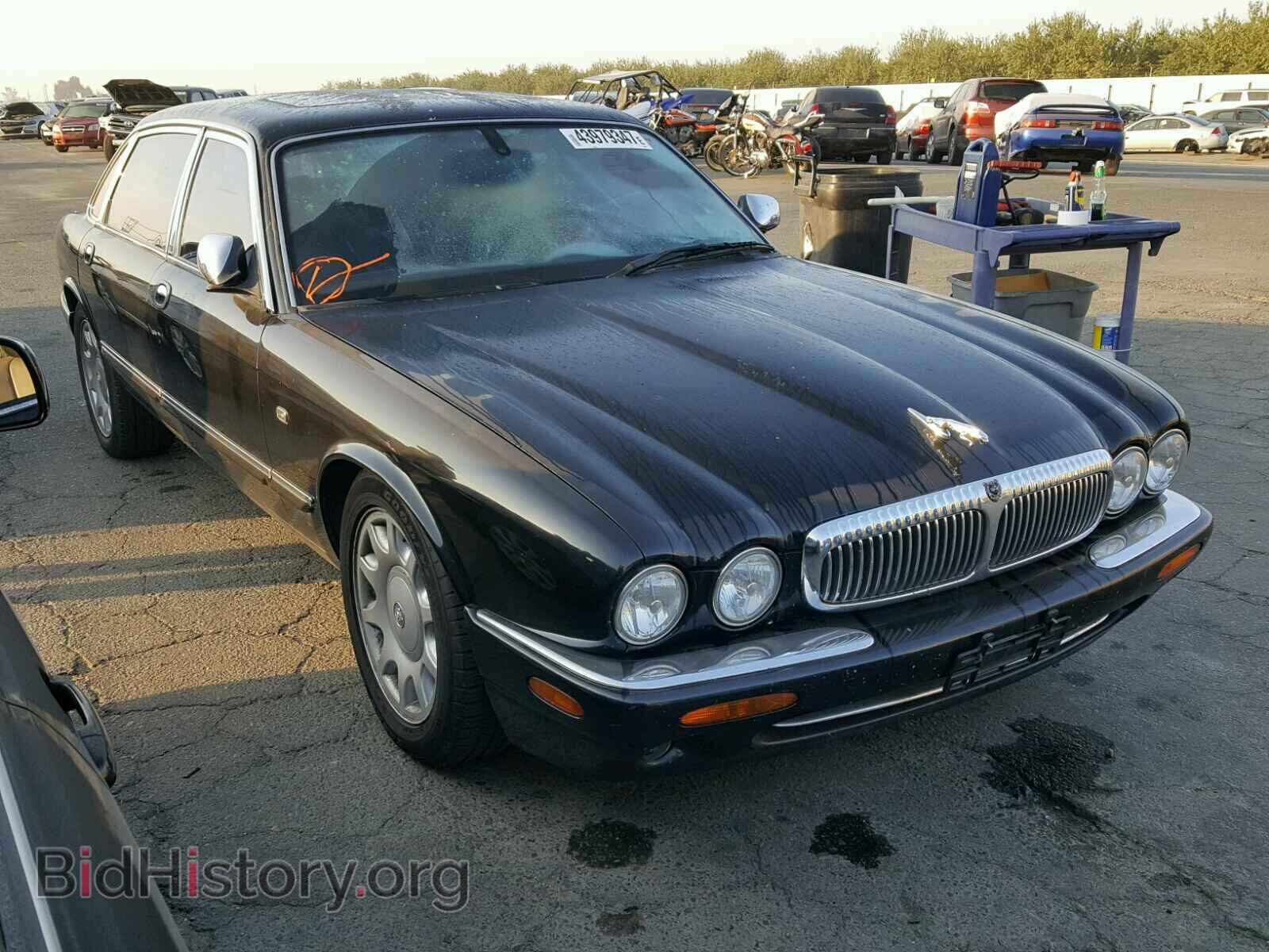 Фотография SAJDA25B7YMF10858 - JAGUAR XJ 2000