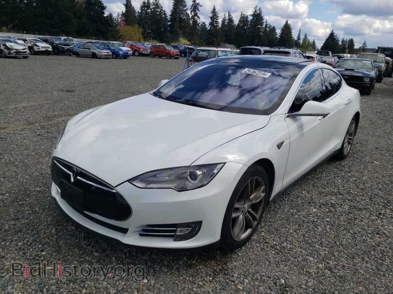 2014 TESLA MODEL S - VIN: 5YJSA1S16EFP51100 - Фото 2