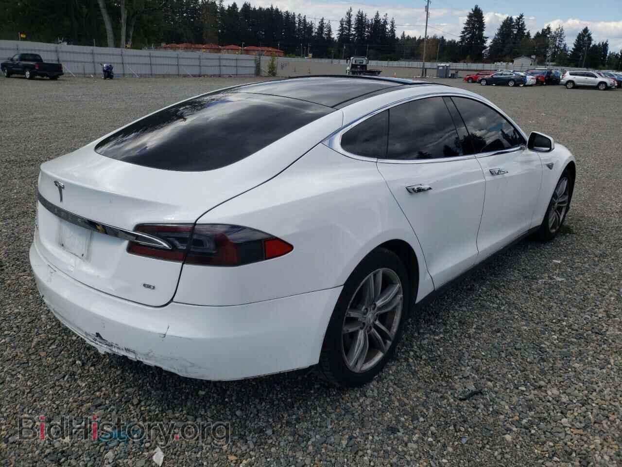 2014 TESLA MODEL S - VIN: 5YJSA1S16EFP51100 - Фото 4
