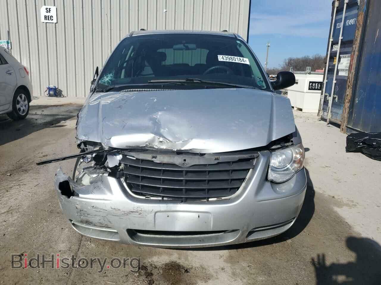2007 CHRYSLER MINIVAN - VIN: 2A4GP44R07R285299 - Фото 5