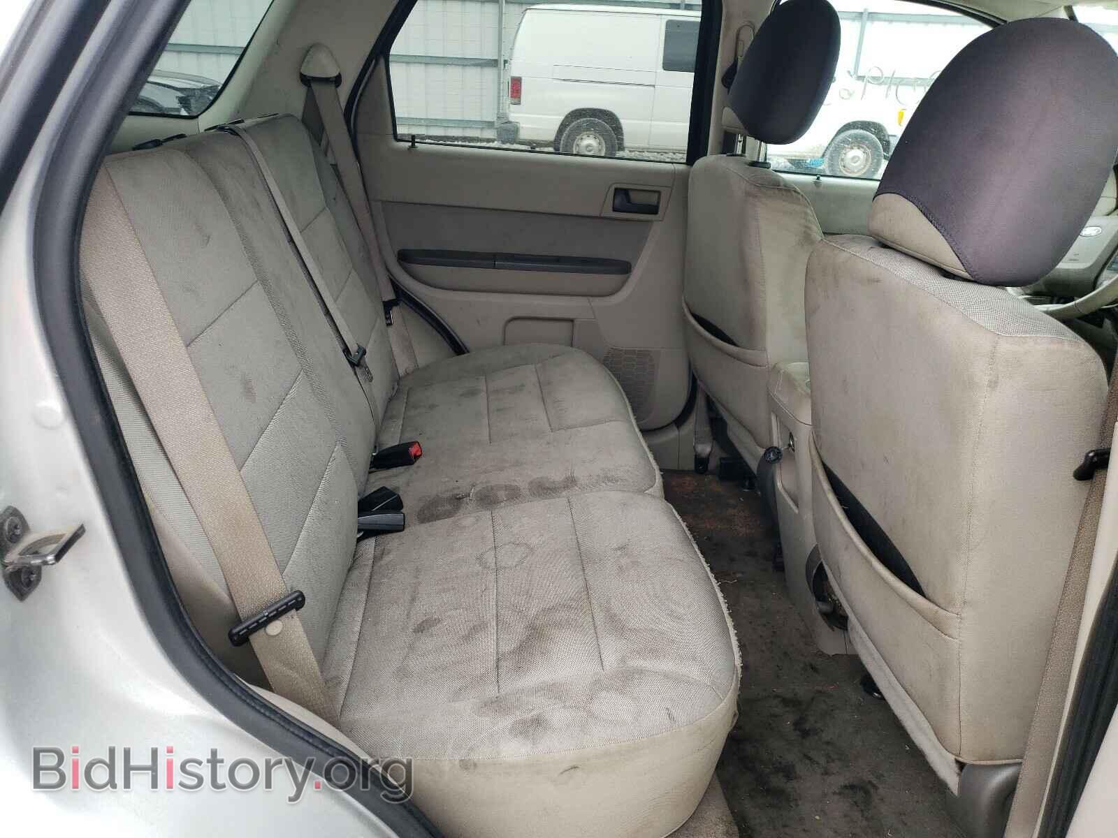 2011 FORD ESCAPE - VIN: 1FMCU0D70BKA07073 - Фото 6