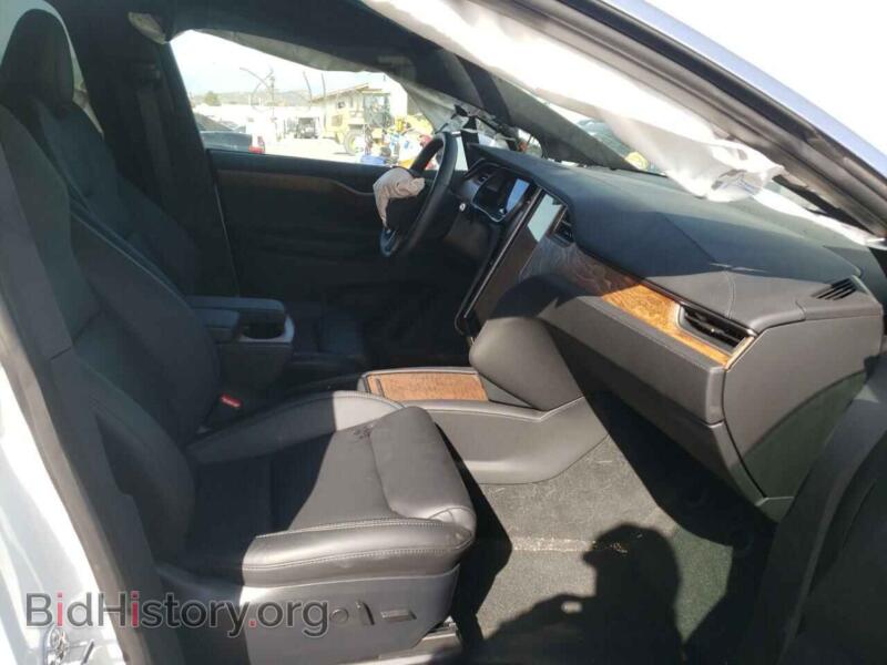 2020 Tesla MODEL X (VIN 5YJXCDE23LF249759) — фото 5 из 10