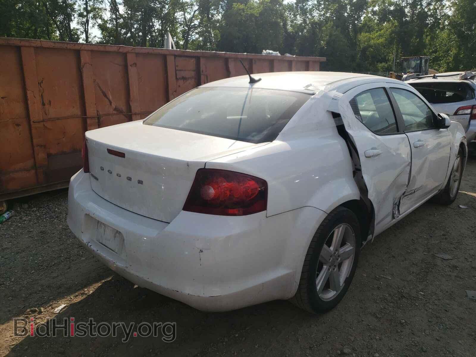 2011 DODGE AVENGER - VIN: 1B3BD1FB7BN588868 - Фото 4