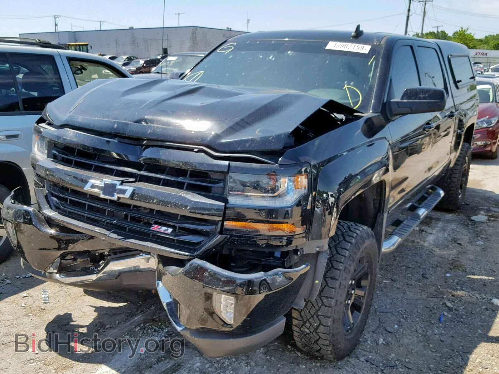 2017 CHEVROLET SILVERADO - VIN: 3GCUKREC9HG481750 - Фото 2