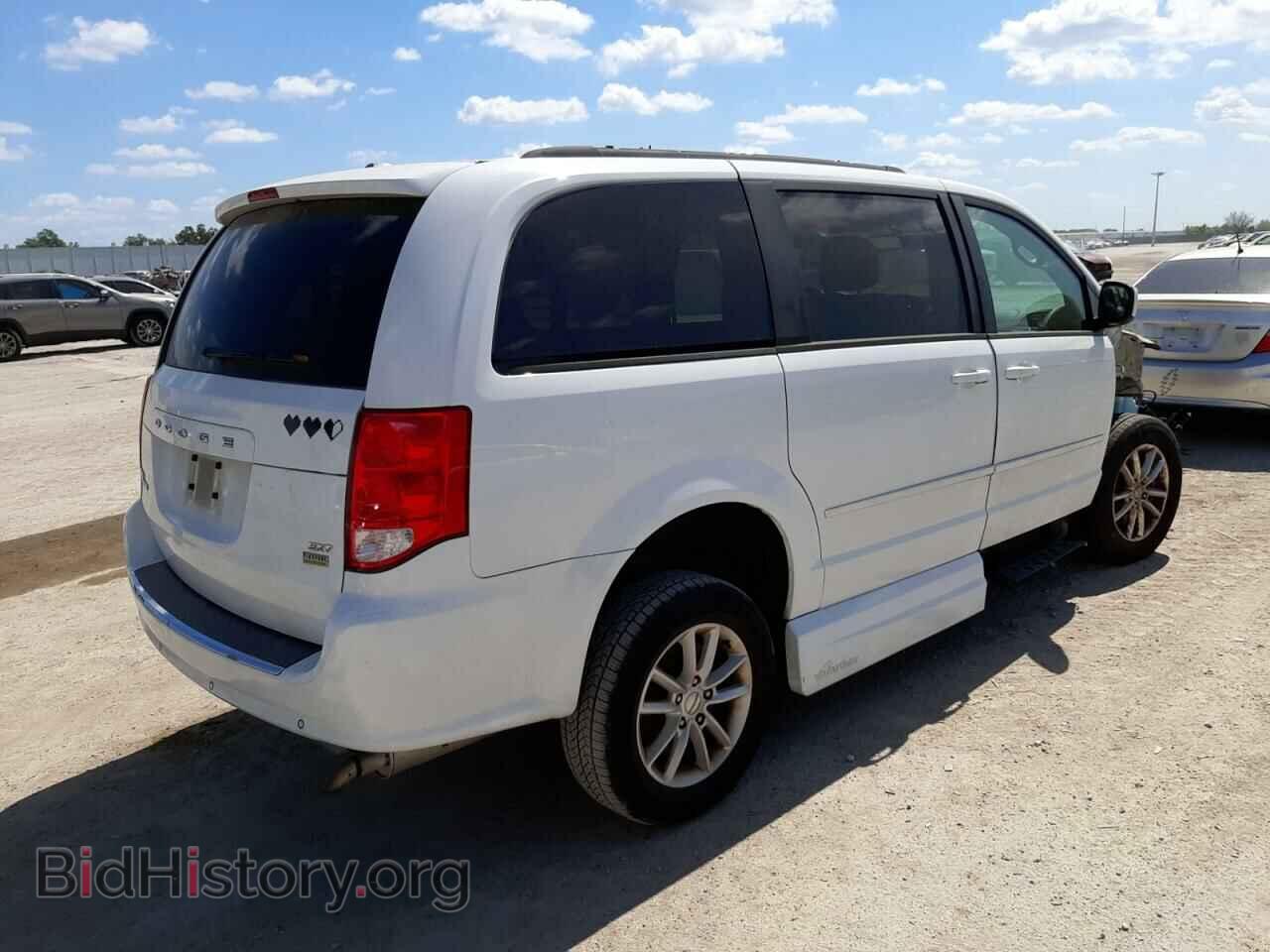 2014 DODGE CARAVAN - VIN: 2C4RDGCG9ER334845 - Фото 3
