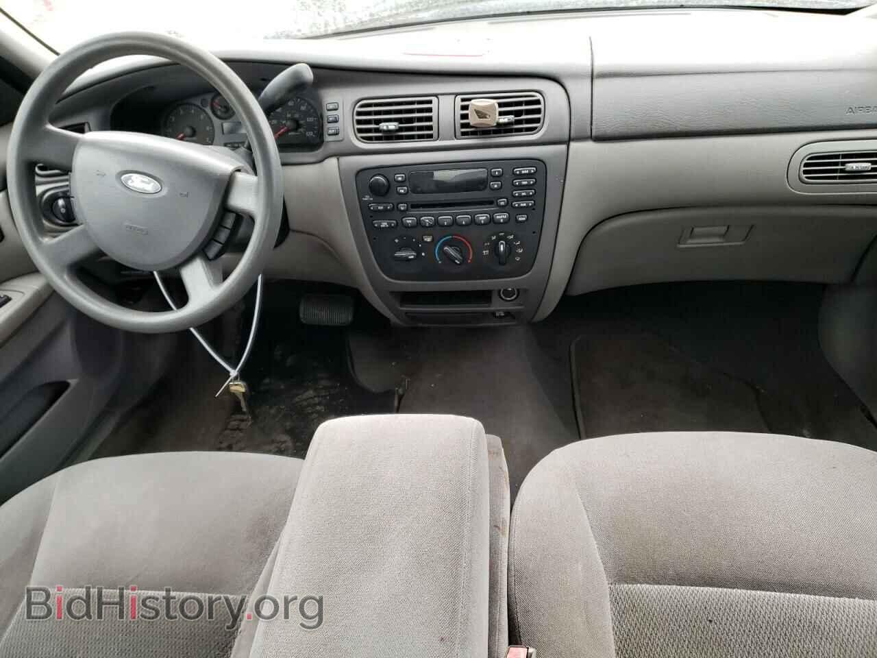 2006 FORD TAURUS - VIN: 1FAFP53265A282944 - Фото 8