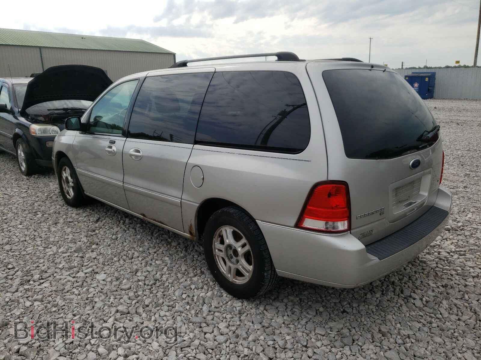 2006 FORD FREESTAR - VIN: 2FMZA52226BA32953 - Фото 3