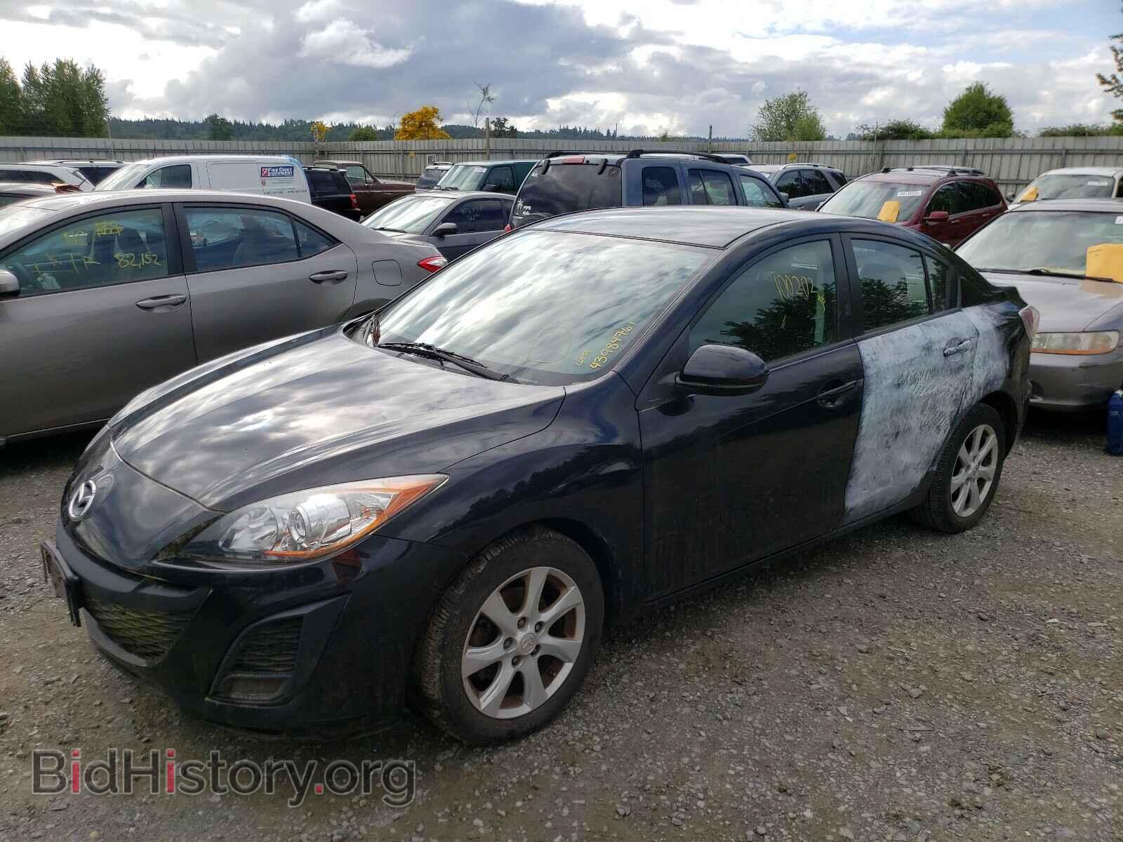 2011 MAZDA 3 - VIN: JM1BL1VF9B1383887 - Фото 2