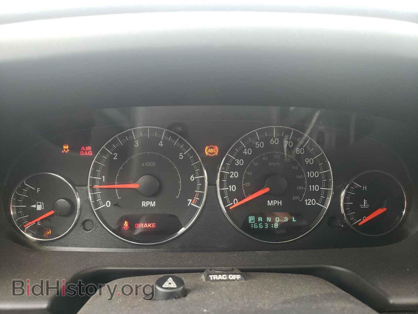 2004 CHRYSLER SEBRING - VIN: 1C3EL55R94N149635 - Фото 8