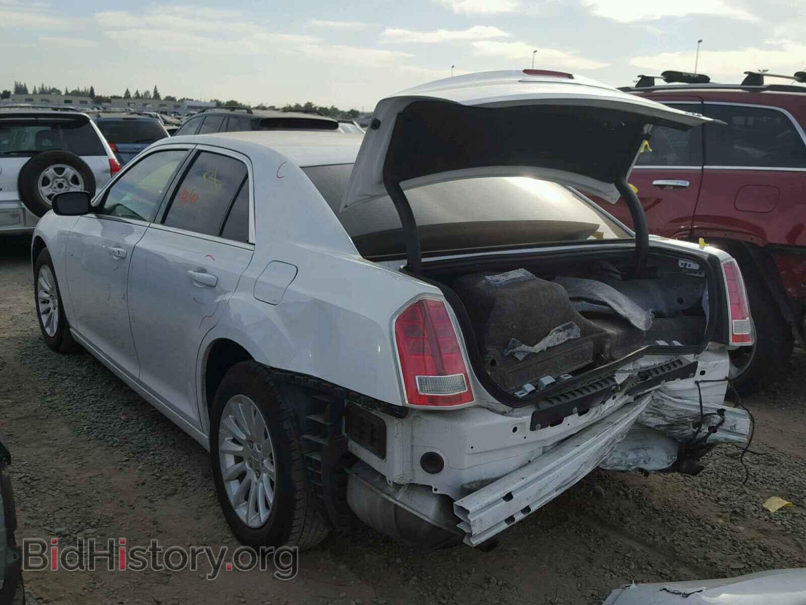 2014 CHRYSLER 300 - VIN: 2C3CCAAG2EH263216 - Фото 3