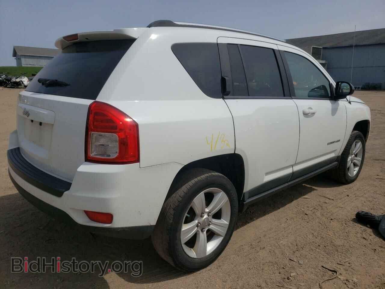 2011 JEEP COMPASS - VIN: 1J4NT1FA7BD267175 - Фото 4