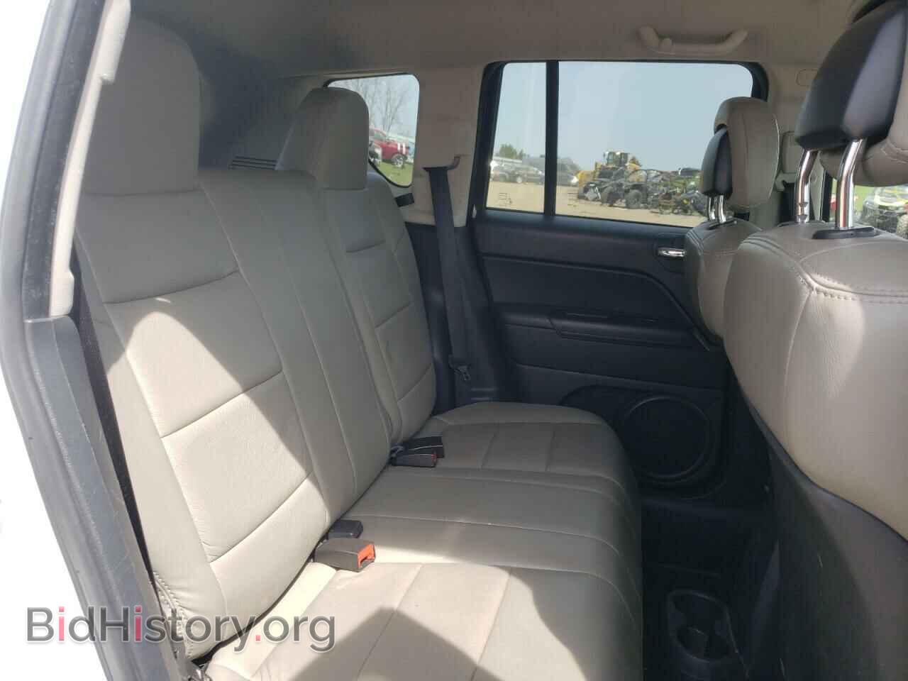 2011 JEEP COMPASS - VIN: 1J4NT1FA7BD267175 - Фото 6