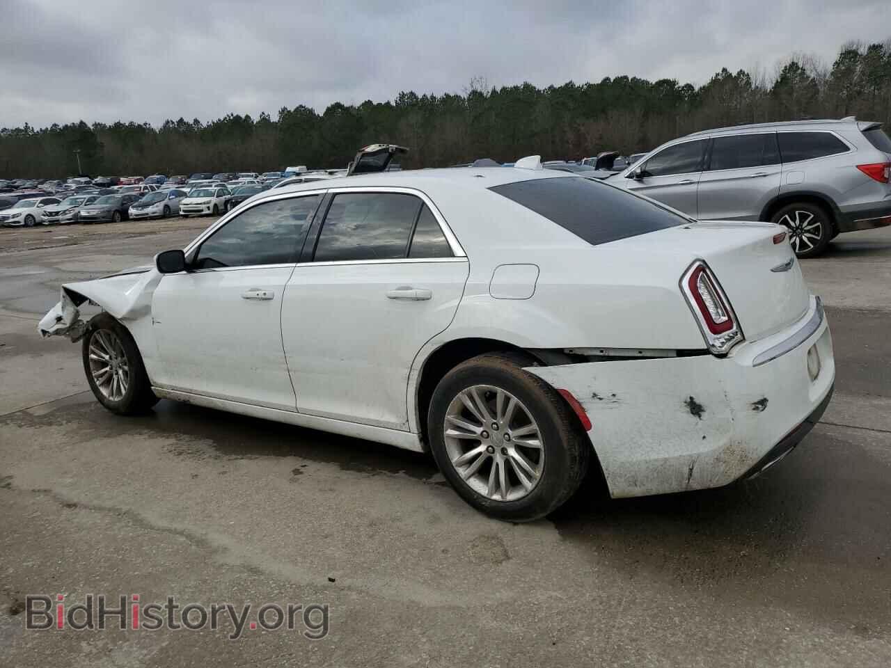 2018 CHRYSLER 300 - VIN: 2C3CCAAG7JH177135 - Фото 2