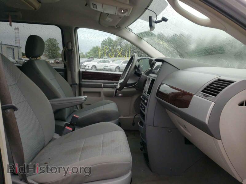 2010 Chrysler MINIVAN (VIN 2A4RR5D1XAR228196) — фото 5 из 10