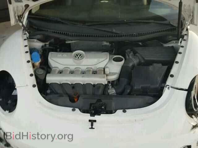 2010 VOLKSWAGEN BEETLE - VIN: 3VWPW3AG2AM021874 - Фото 7