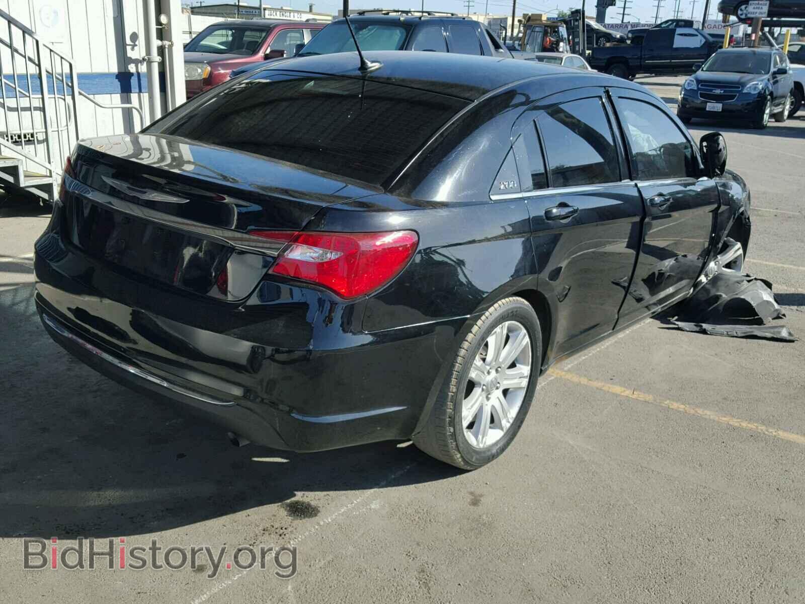 2013 CHRYSLER 200 - VIN: 1C3CCBAB4DN698707 - Photo 4