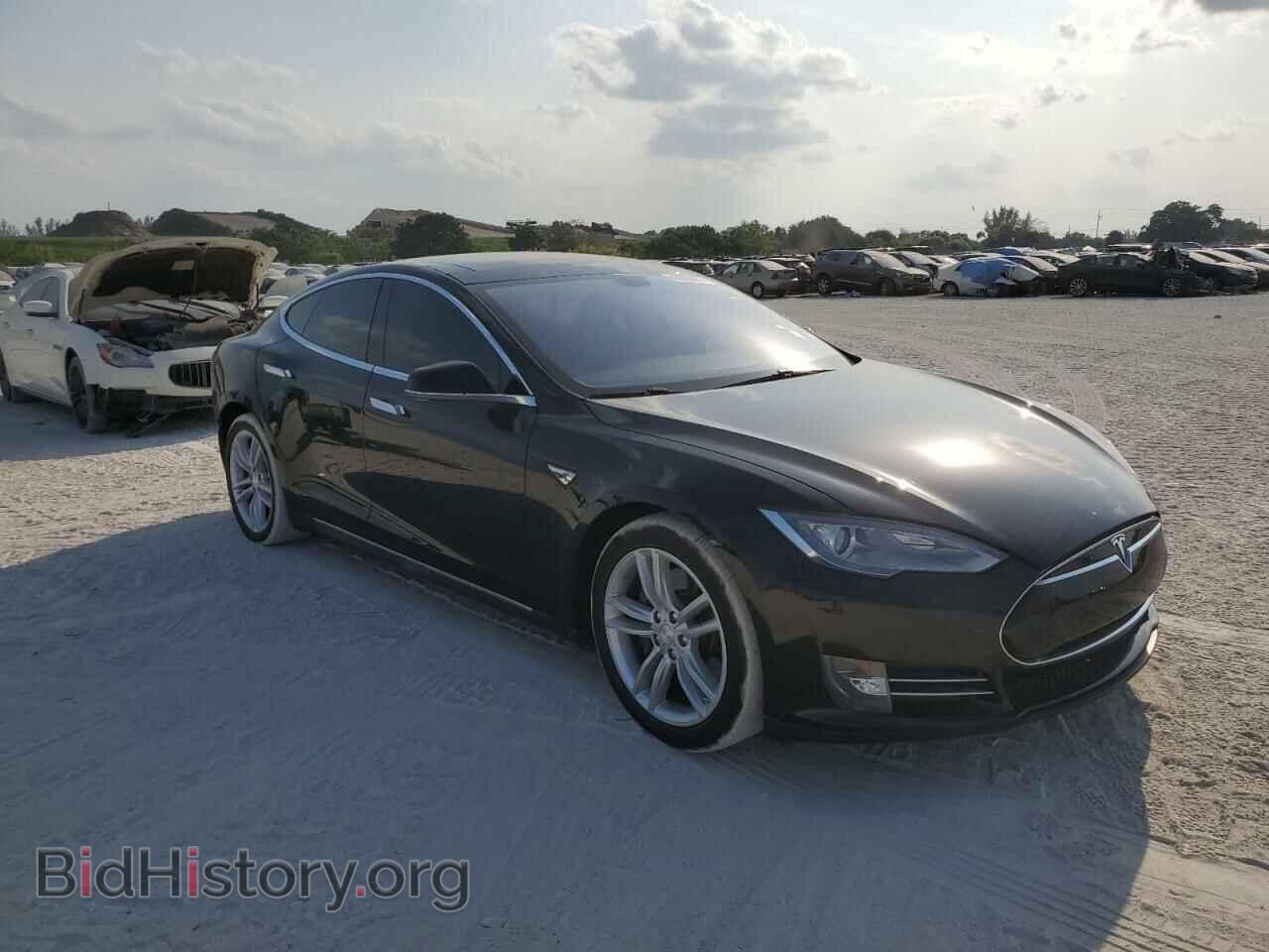 2014 TESLA MODEL S - VIN: 5YJSA1H16EFP32120 - Photo 4