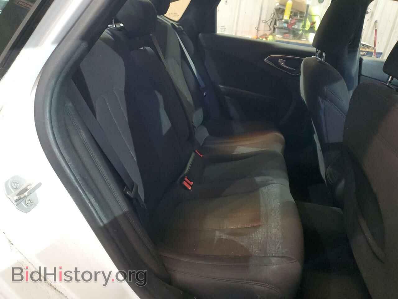 2015 CHRYSLER 200 - VIN: 1C3CCCAB5FN631414 - Фото 10