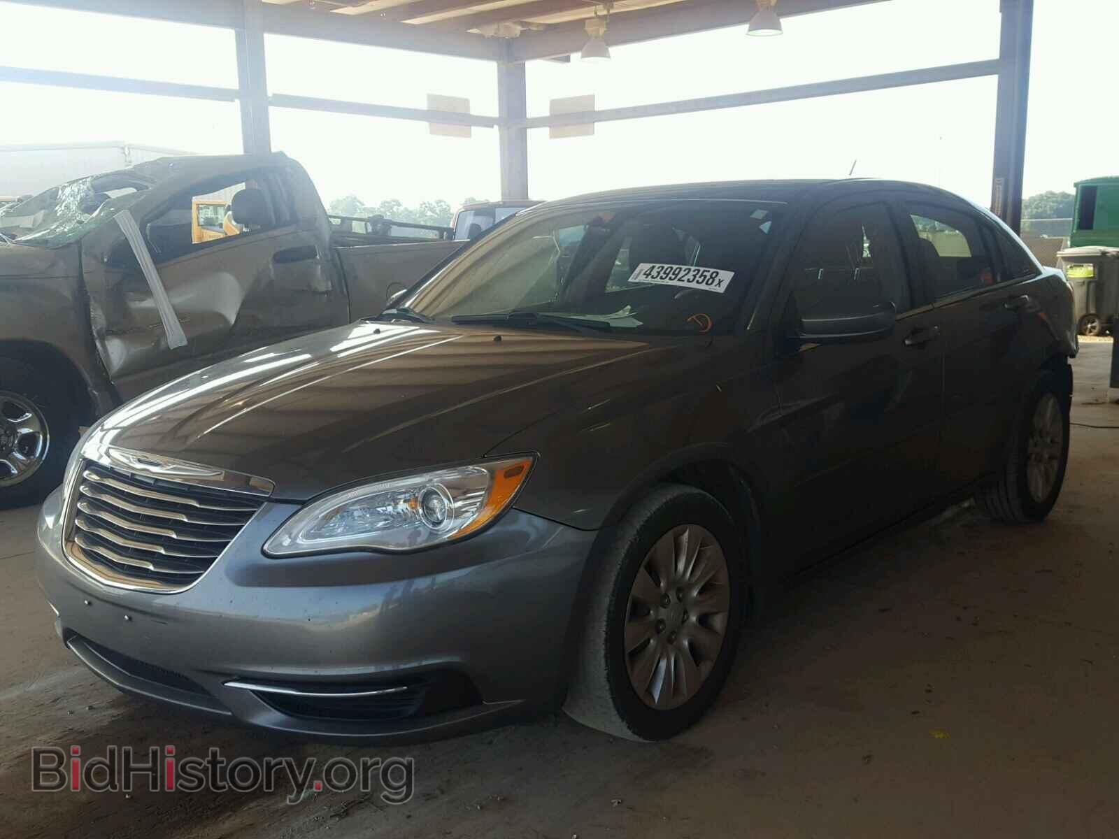 2012 CHRYSLER 200 - VIN: 1C3CCBAB2CN246625 - Фото 2