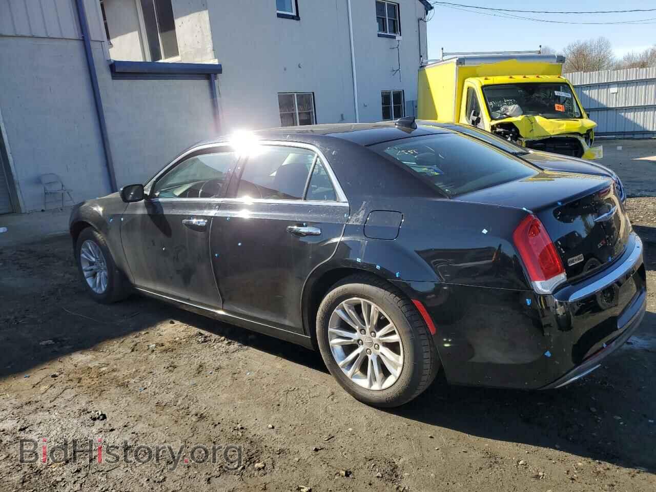 2015 CHRYSLER 300 - VIN: 2C3CCAEG1FH920731 - Фото 2