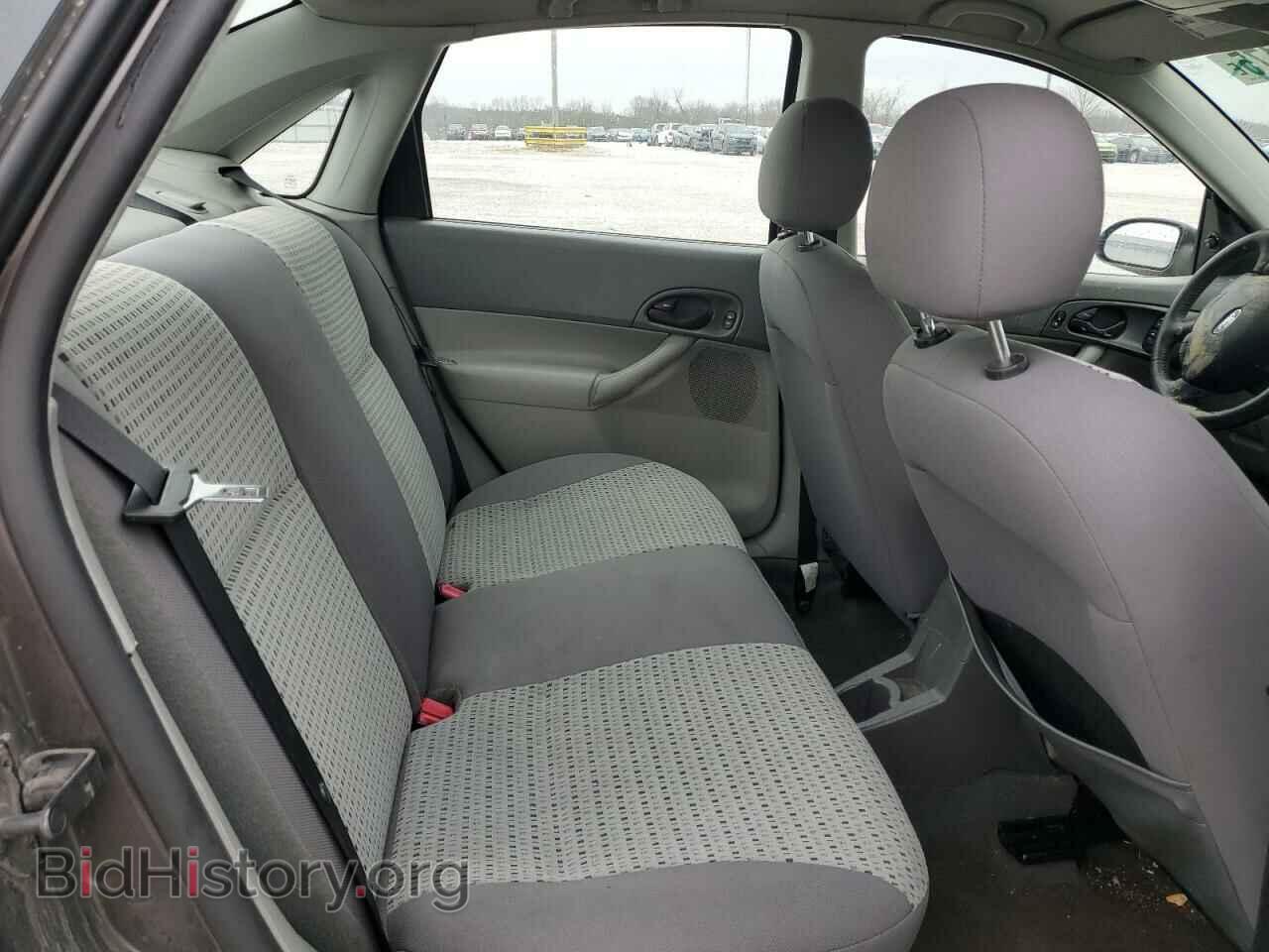 2005 FORD FOCUS - VIN: 1FAFP34NX5W318697 - Фото 10