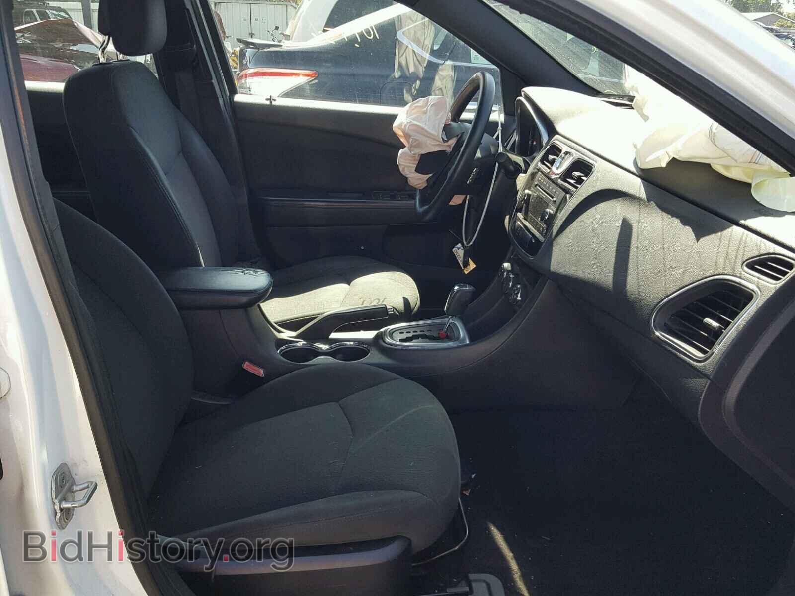 2012 CHRYSLER 200 - VIN: 1C3CCBAB6CN104097 - Фото 5