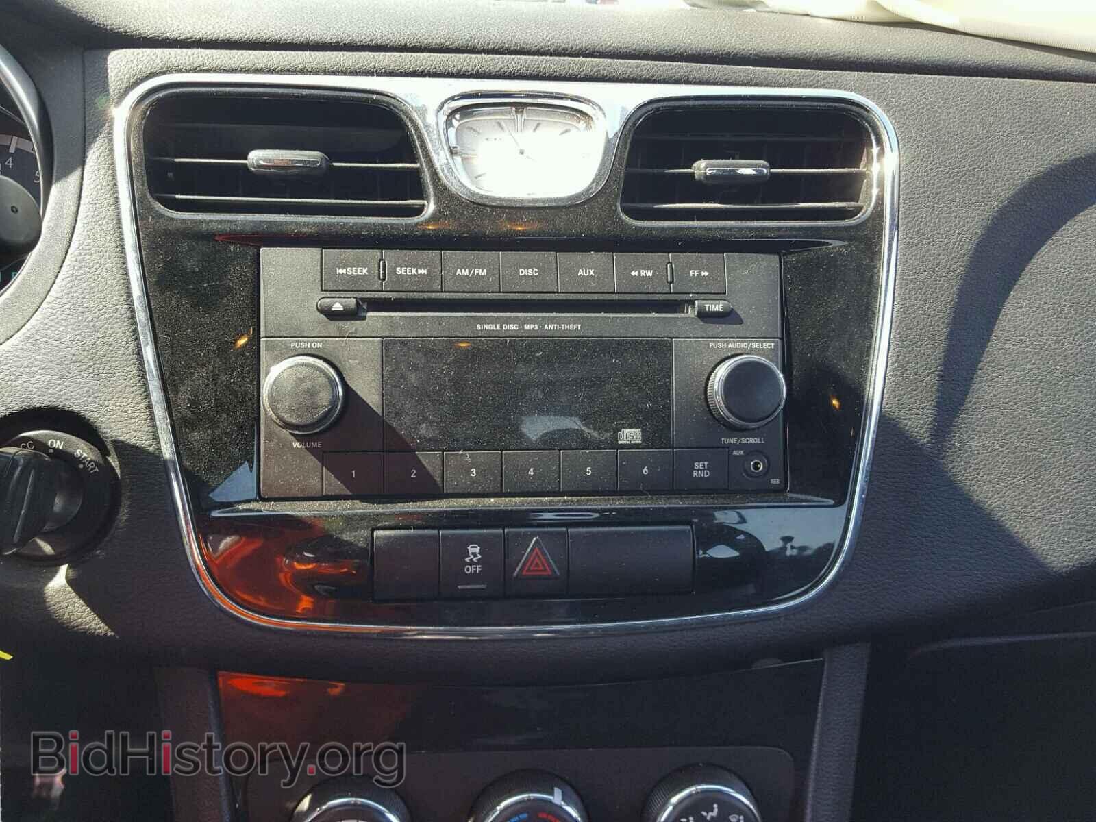 2012 CHRYSLER 200 - VIN: 1C3CCBAB6CN104097 - Фото 9