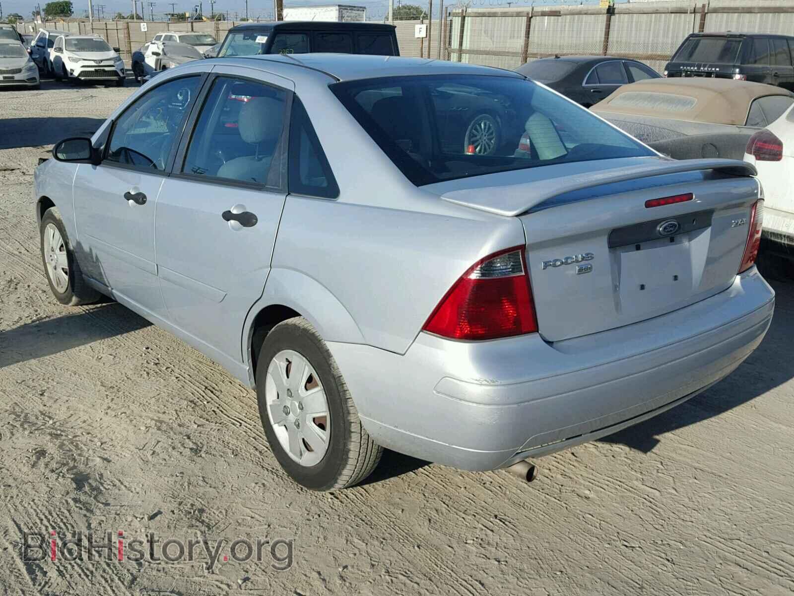 2006 FORD FOCUS - VIN: 1FAFP34N76W105711 - Photo 3