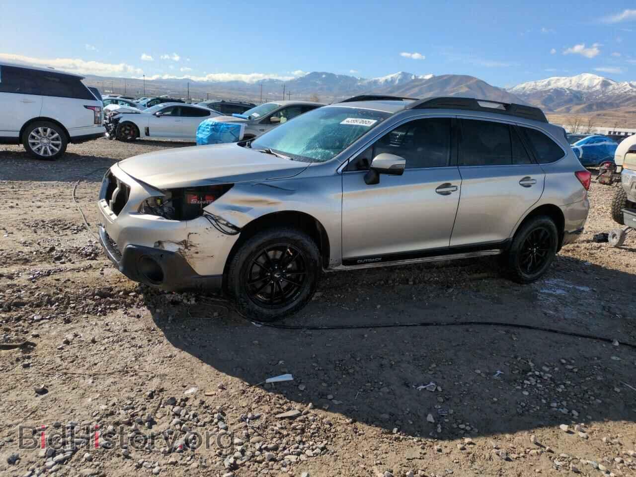 Photo 4S4BSAHC4H3330303 - SUBARU OUTBACK 2017