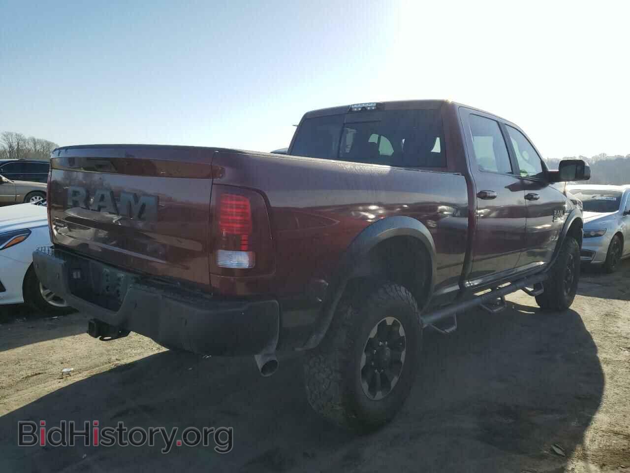 2018 RAM 2500 - VIN: 3C6TR5EJ1JG156182 - Photo 3