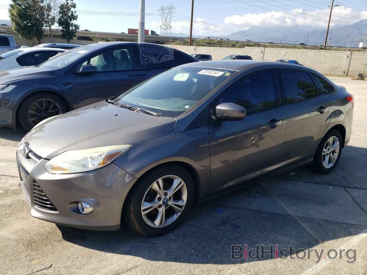 Photo 1FAHP3F27CL452044 - FORD FOCUS 2012