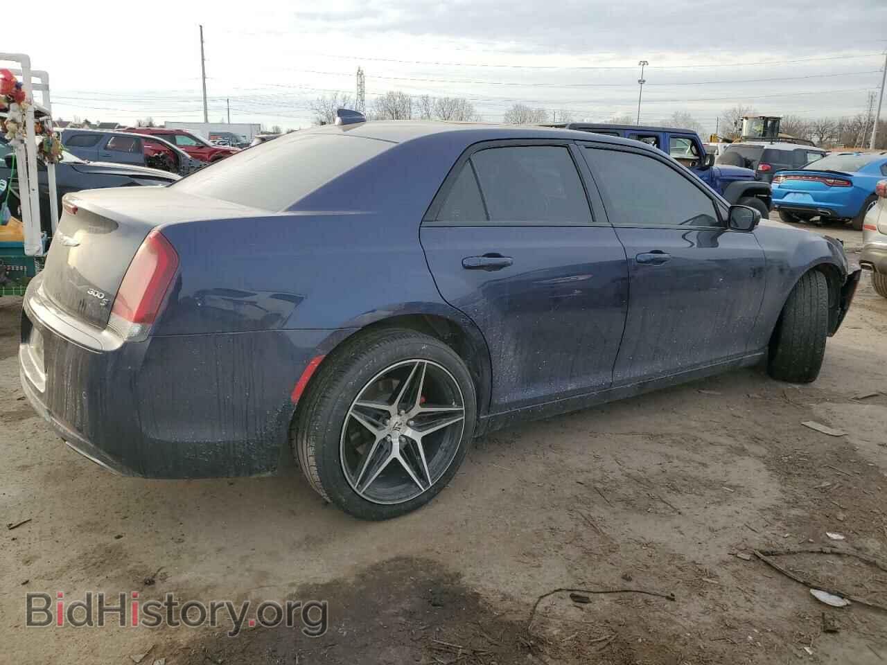 2017 CHRYSLER 300 - VIN: 2C3CCAGG2HH538983 - Фото 3