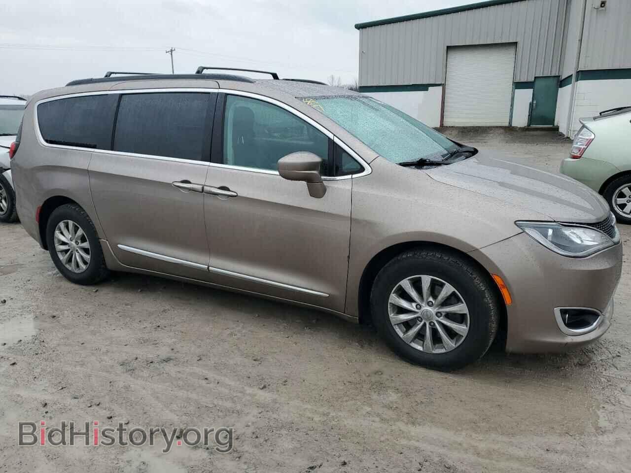 2017 CHRYSLER PACIFICA - VIN: 2C4RC1BG8HR534962 - Photo 4