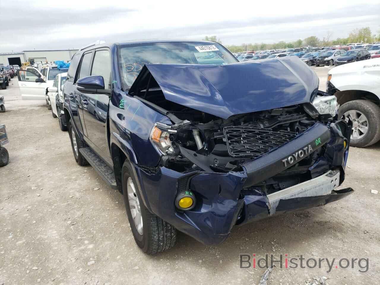 Фотография JTEBU5JR3J5553863 - TOYOTA 4RUNNER 2018