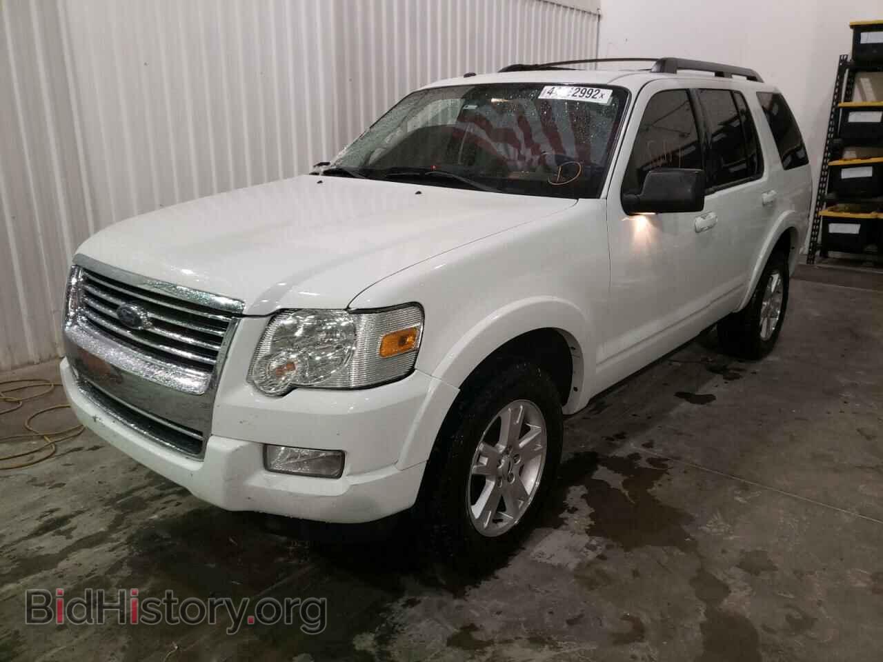 2010 FORD EXPLORER - VIN: 1FMEU7DE2AUA79962 - Фото 2