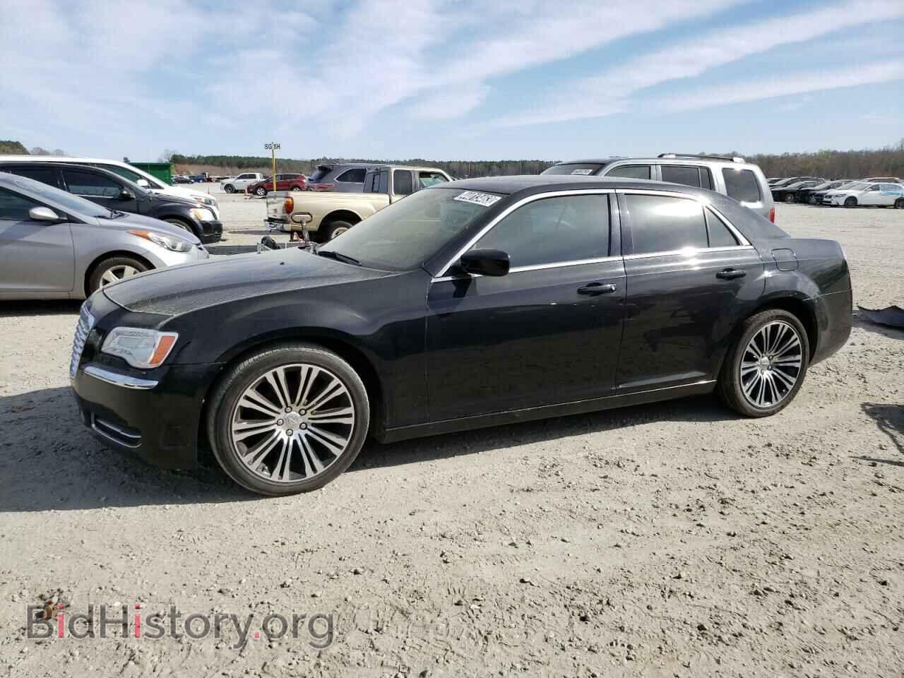 Фотография 2C3CCAAG3DH507292 - CHRYSLER 300 2013